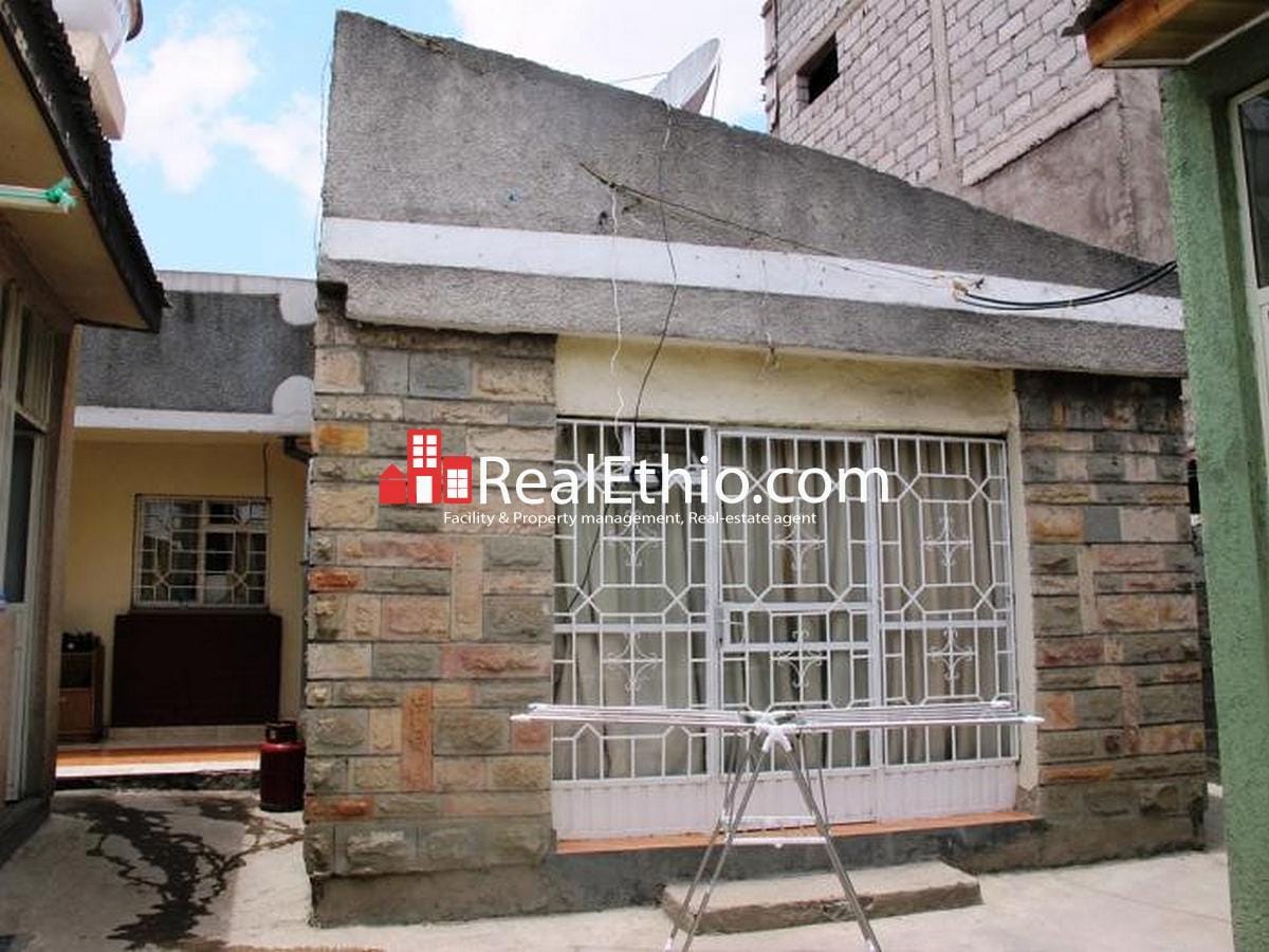 7 Bedrooms House for sale, Gerji Mebrat Hail, Addis Ababa.