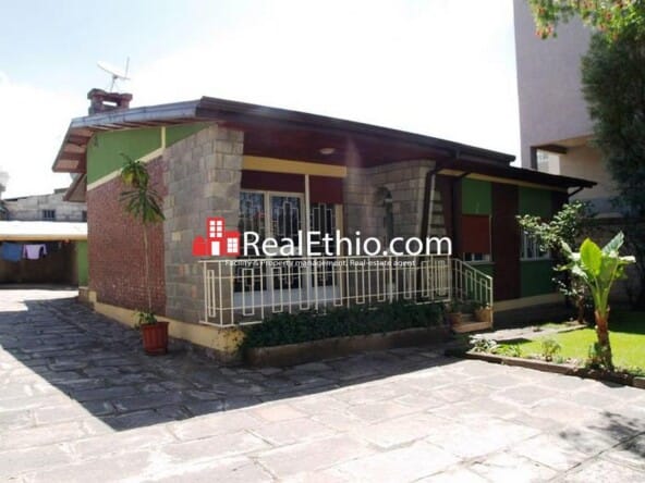 Addis Ababa, villa for rent at Bole Olompia