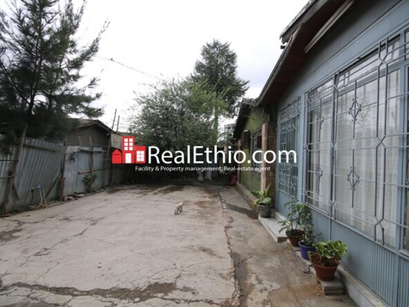 Three bed room house for sale at Hayahulet, Addis Ababa.