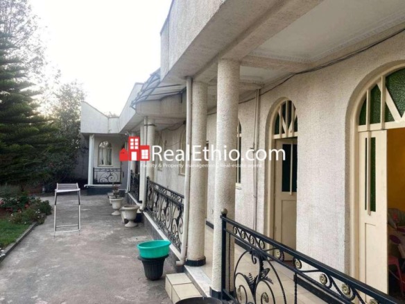 Alemgena Furi, 3 bedroom L-shaped house for sale, Oromia.