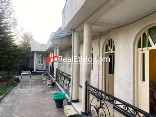Alemgena Furi, 3 bedroom L-shaped house for sale, Oromia.