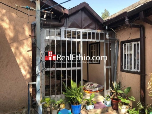 Kotebe 02, 3 bedrooms house for sale, Addis Ababa.