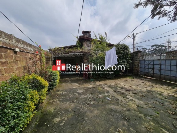 Piazza Giorgis Dejach Wube, 2 old villa houses for sale, Addis Ababa.