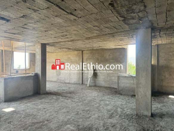 Building or House for Sale, Gelan, Oromia, Ethiopia.