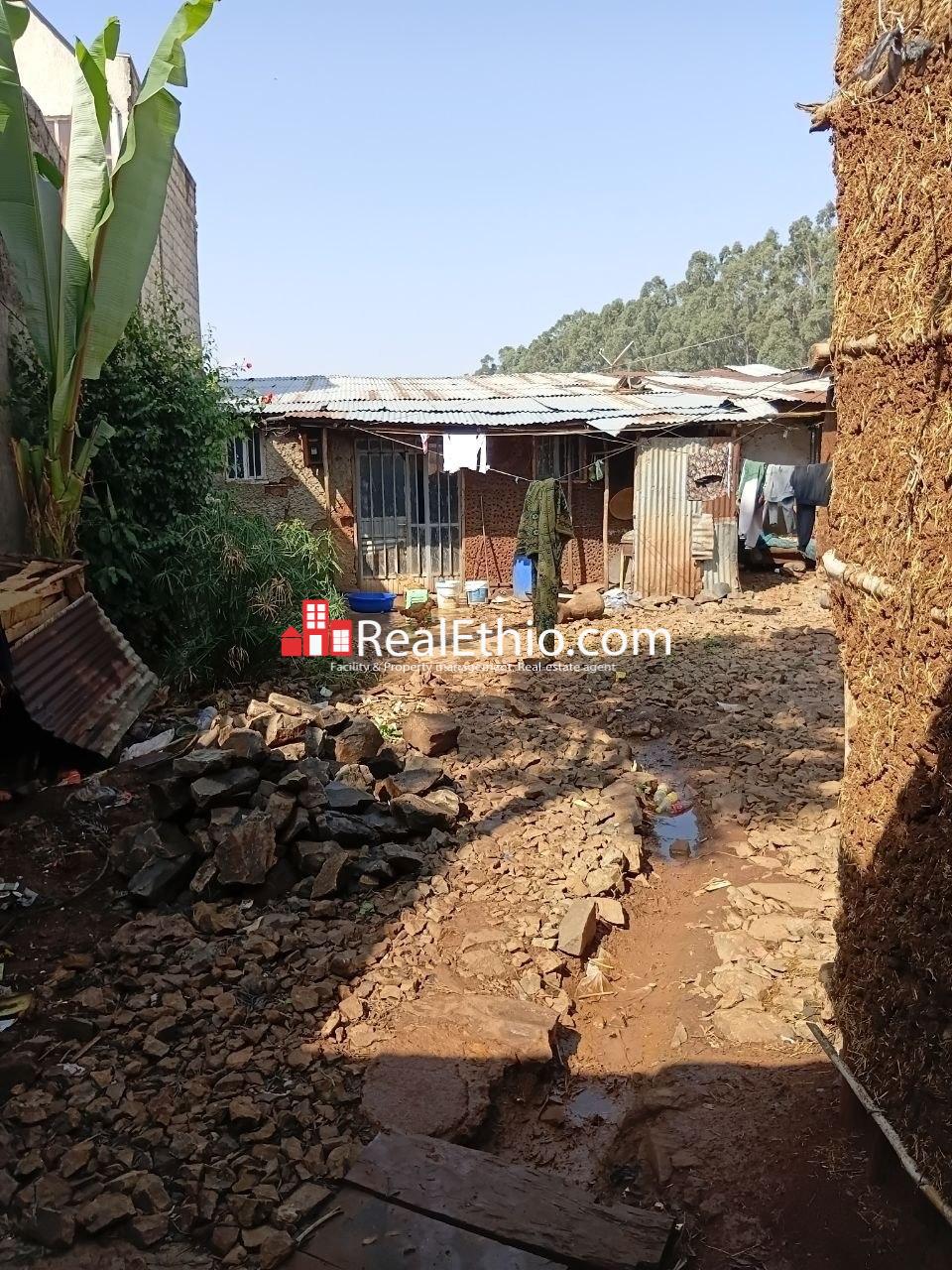 House or Land for Sale, Buraiyu Stadium, Oromia, Ethiopia.